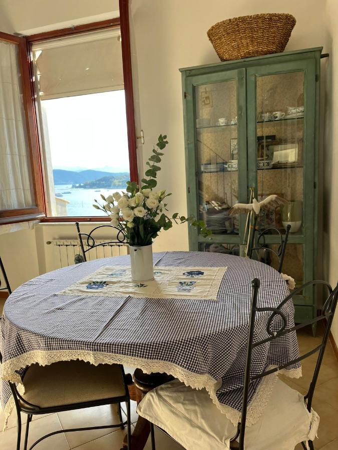Vittoria 19 Lejlighed Porto Venere Eksteriør billede