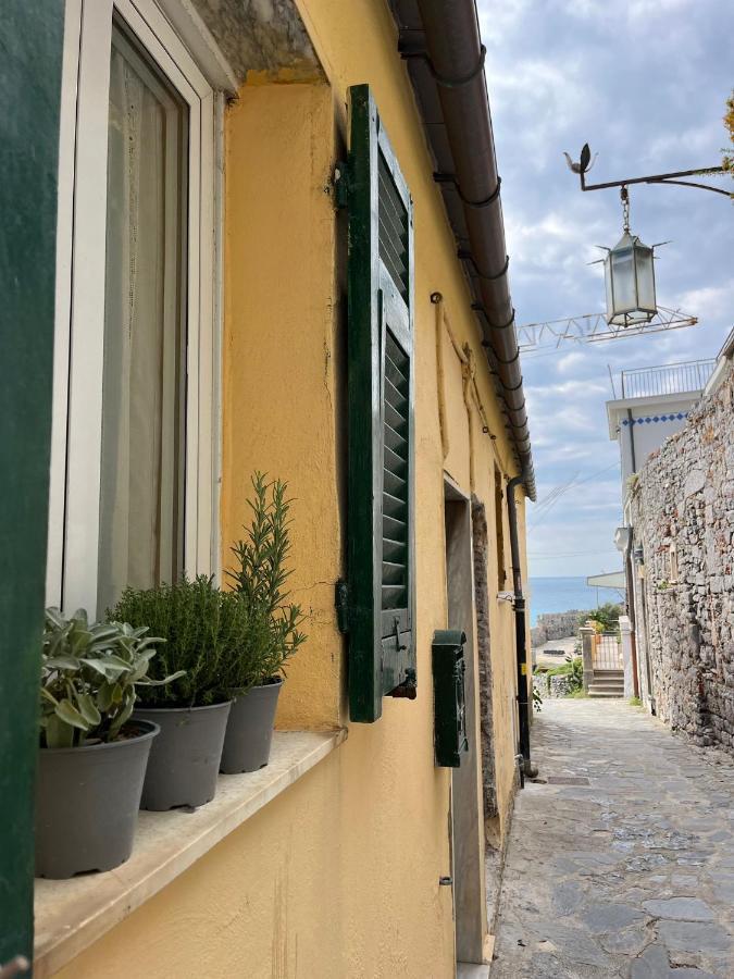 Vittoria 19 Lejlighed Porto Venere Eksteriør billede